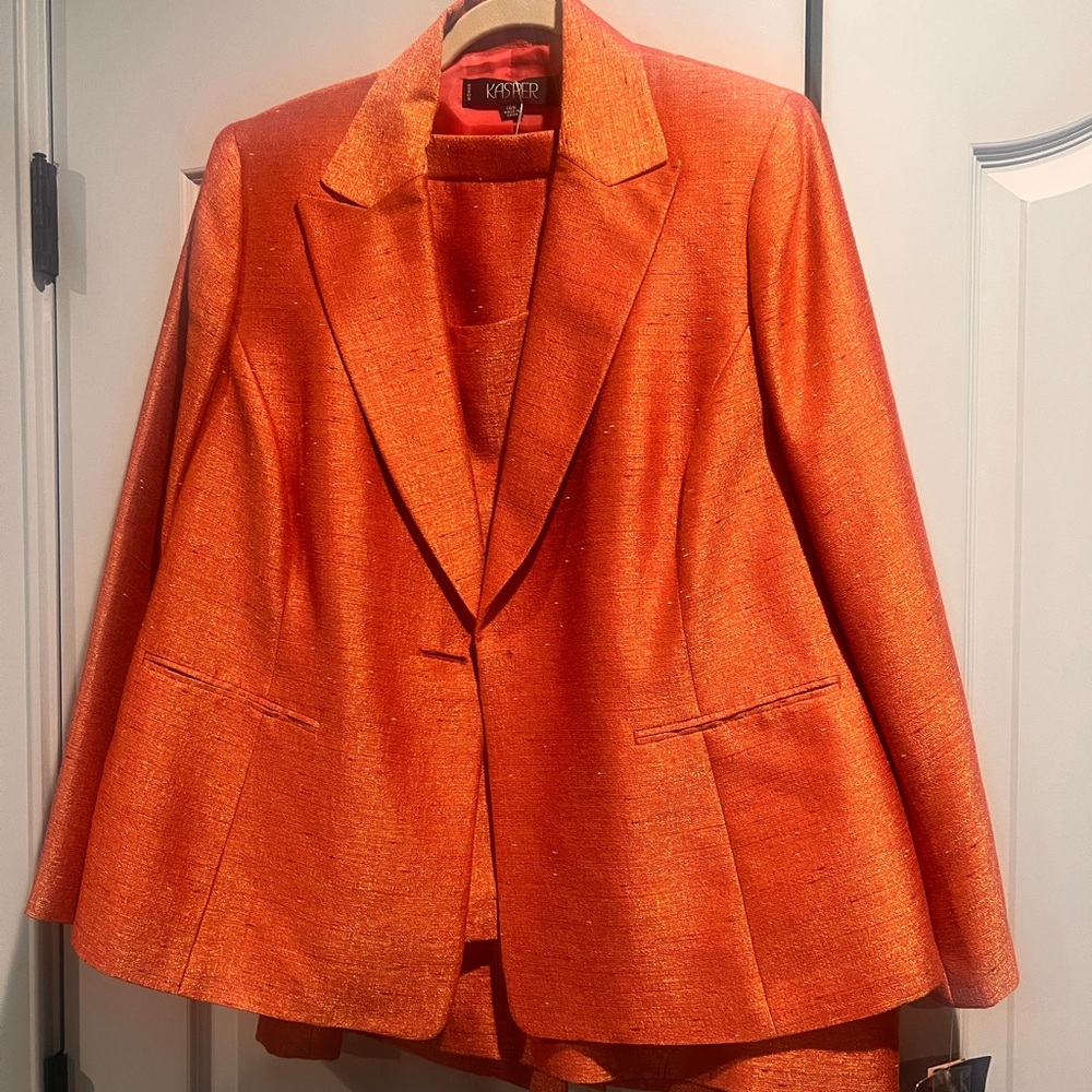 Kasper Women's Vibrant Orange 3-piece Suit w/Jacket,Skirt,Top